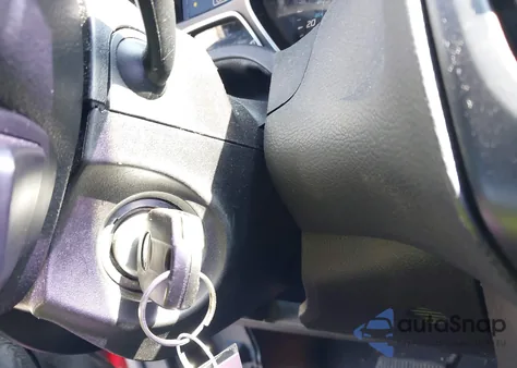 2013 Ford Focus Se z USA, uszkodzony, nr VIN 1FADP3K25DL378757